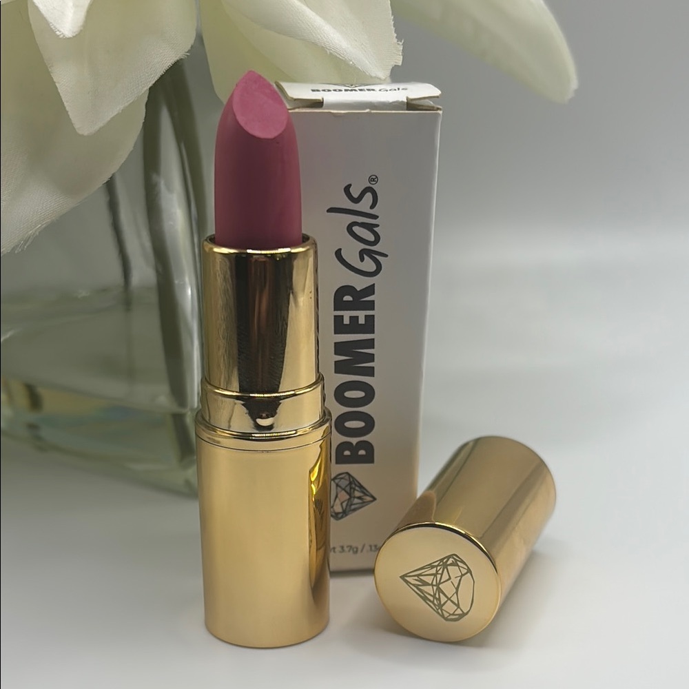 BoomerGals x ColorTheWorld Ultra Lux Hydrating Lipstick~Michelle’s Soft Fuchsia